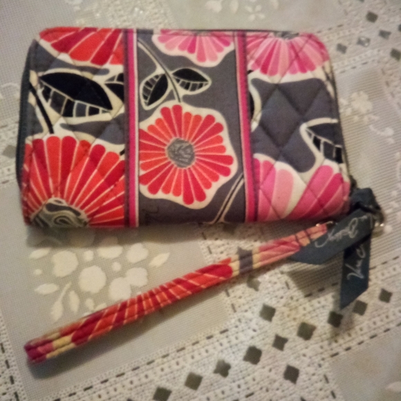 Vera Bradley Cherry Blossoms Zip Around Wristlet - Picture 5 of 6